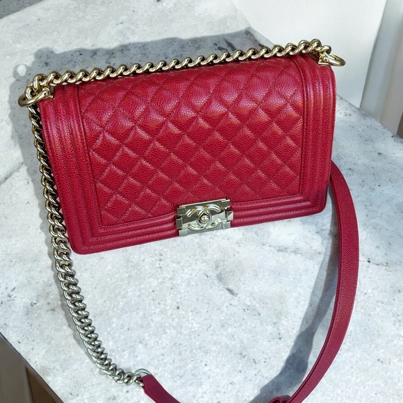 CHANEL 2019’ Caviar Red/Silver Quilted Le Boy Bag - Picture 16 of 16